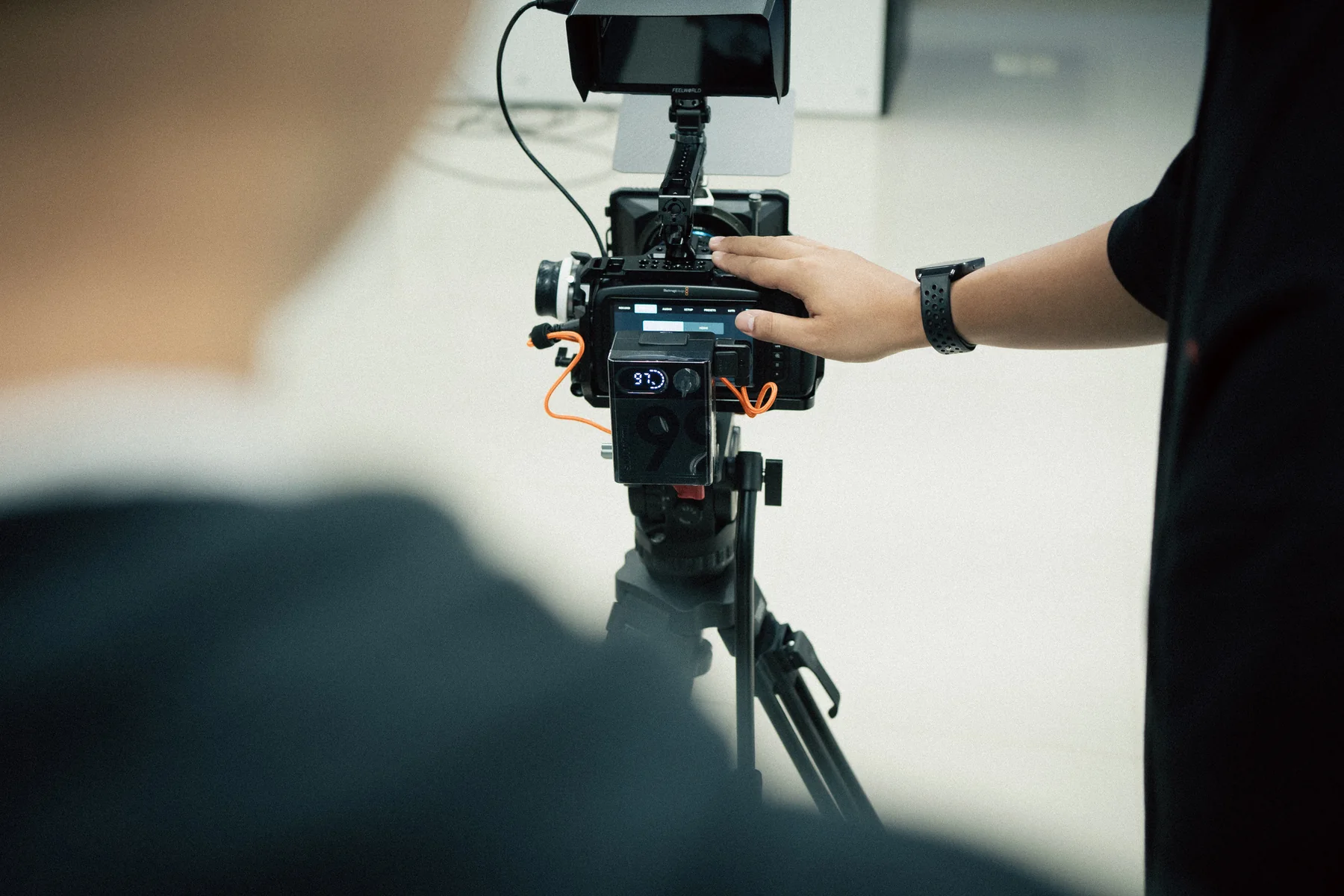Hands-on camera training at a WOZ workshop